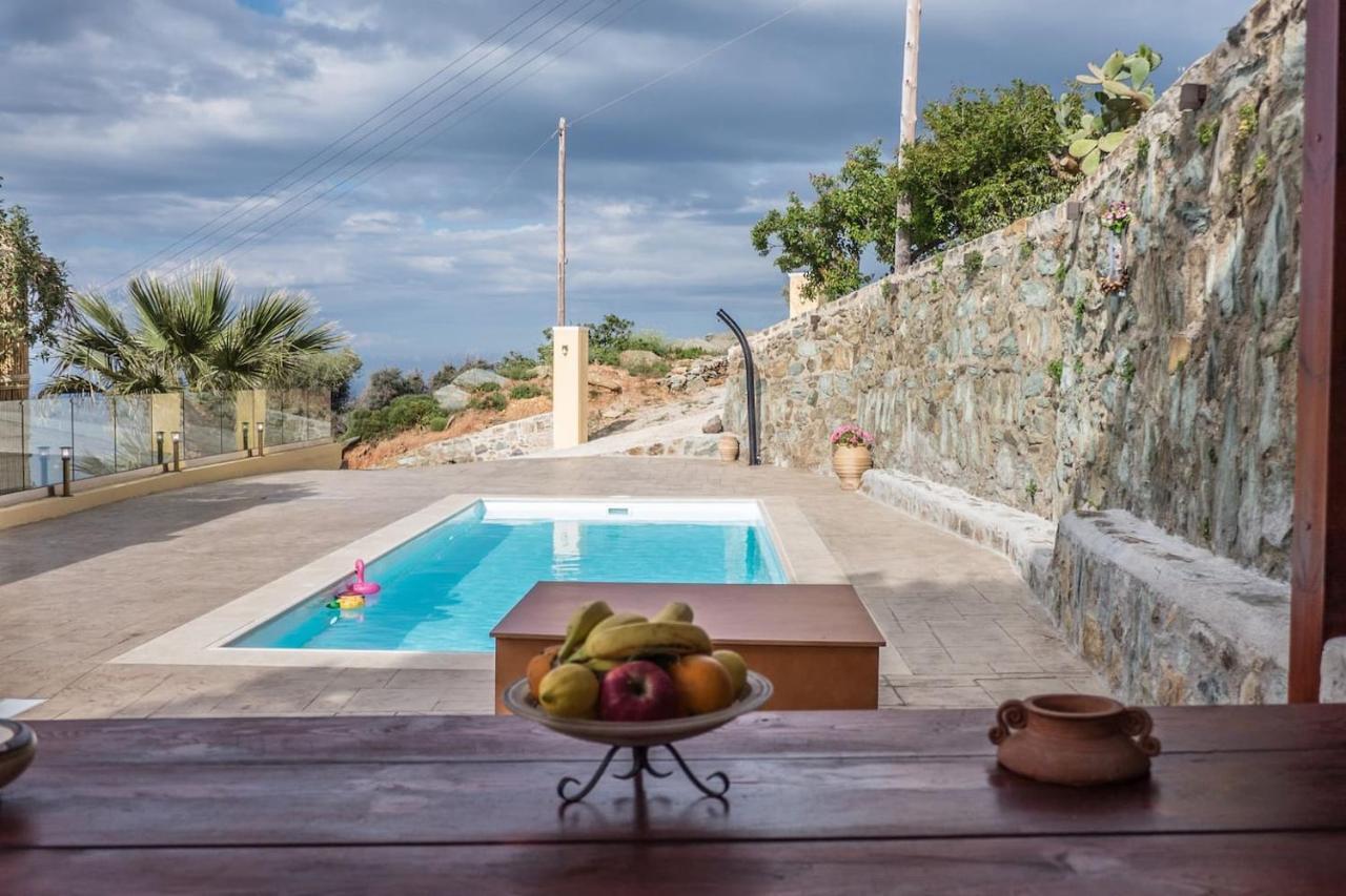 Olenia Residence アギア・ペラギア エクステリア 写真